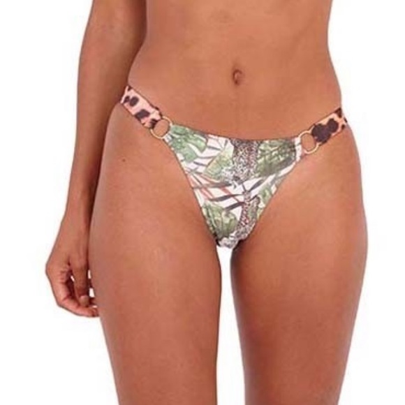 Jungle Print Bikini - Picture 5 of 6